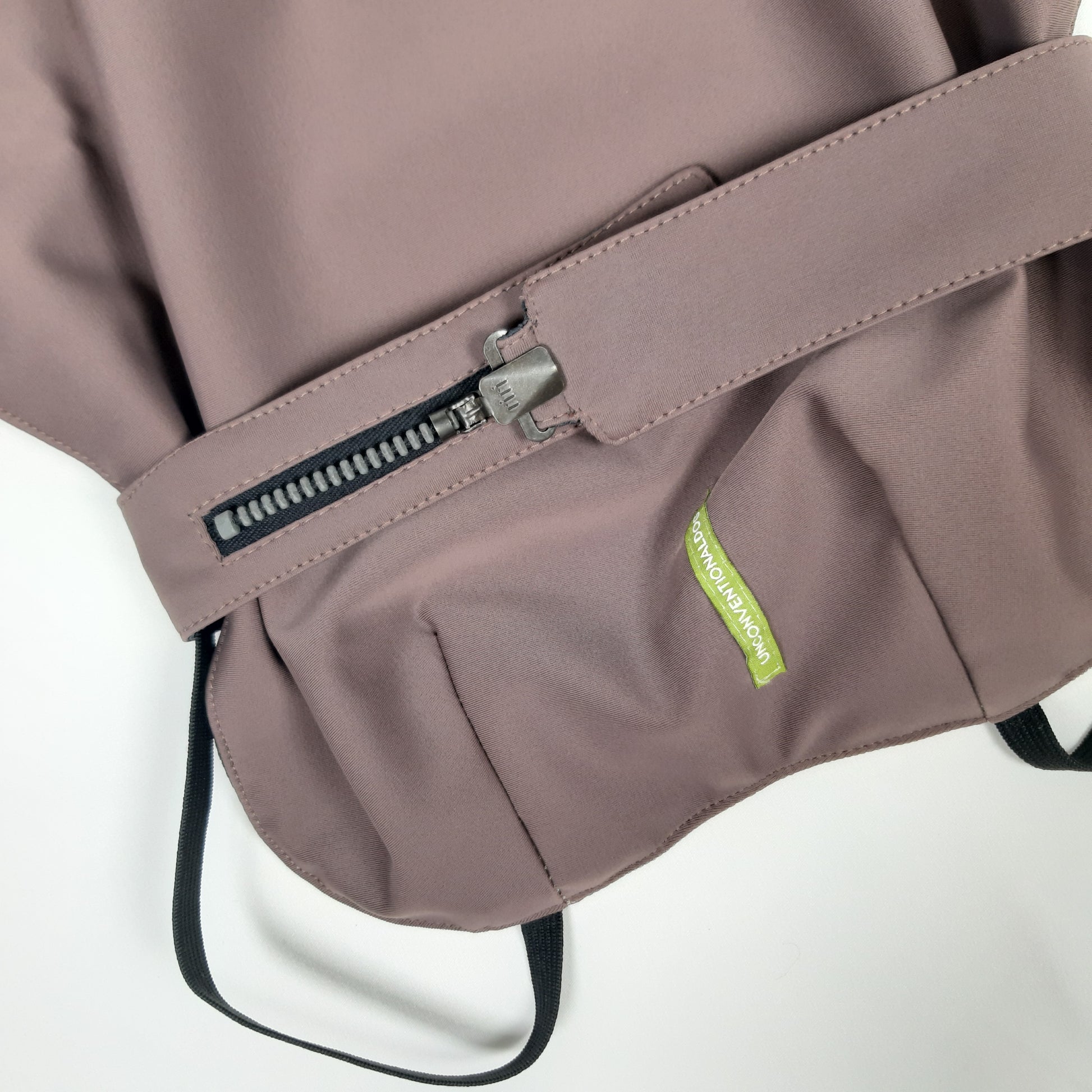 IMPERMEABILE IN TESSUTO TECNICO EVERYDAY MARRONE