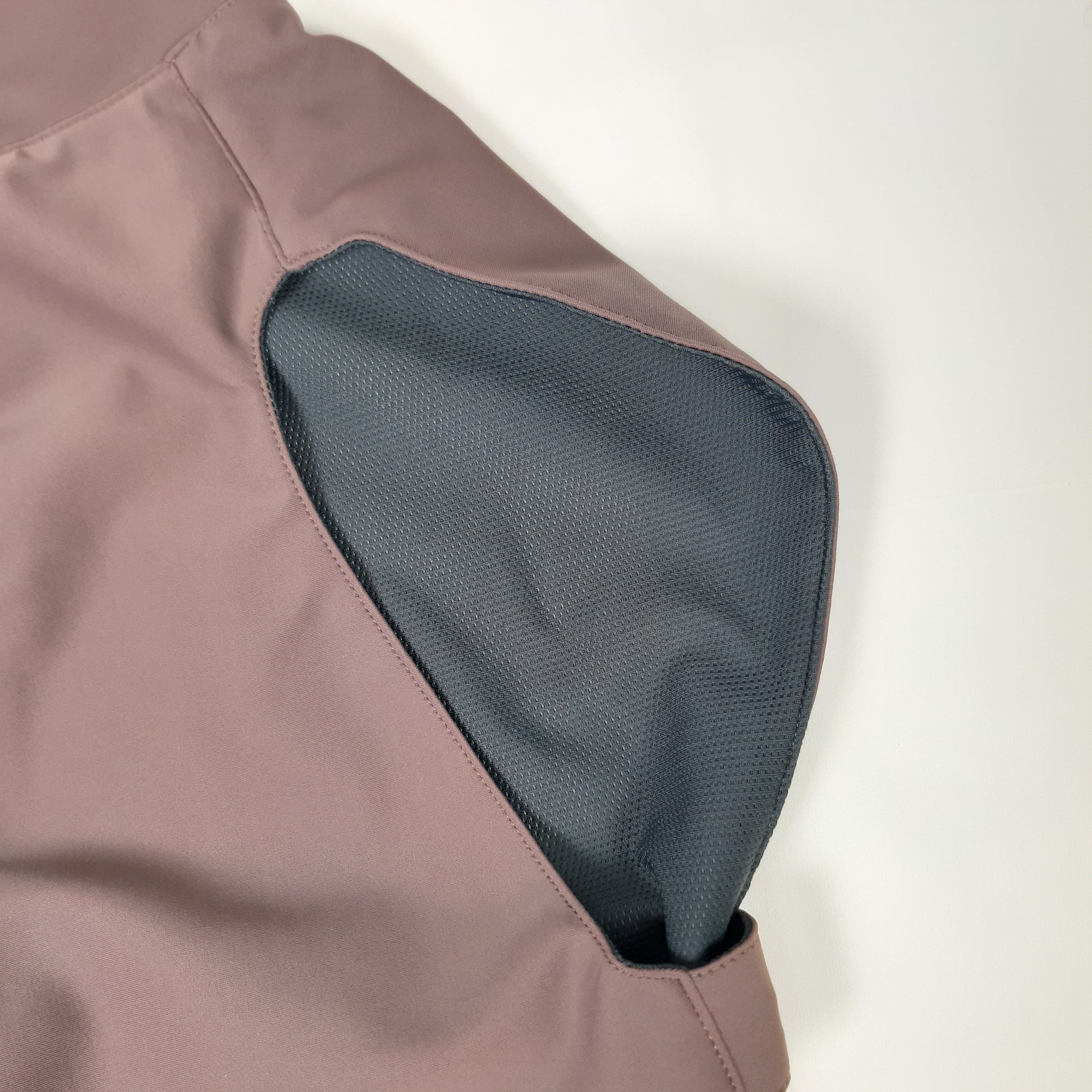 IMPERMEABILE IN TESSUTO TECNICO EVERYDAY MARRONE