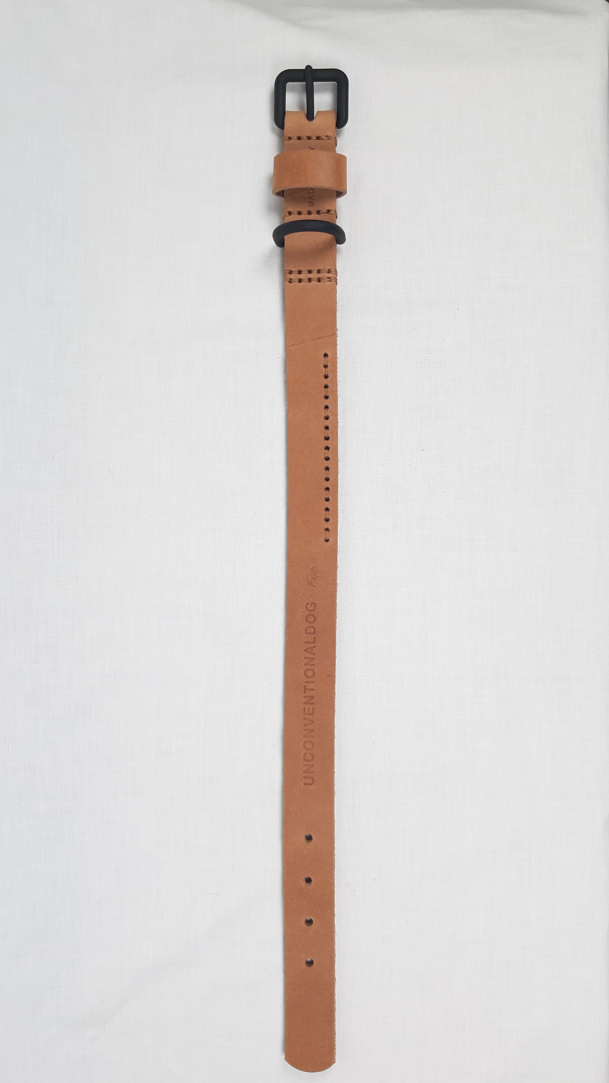 COLLARE IN CUOIO HOBO h.2,5CM